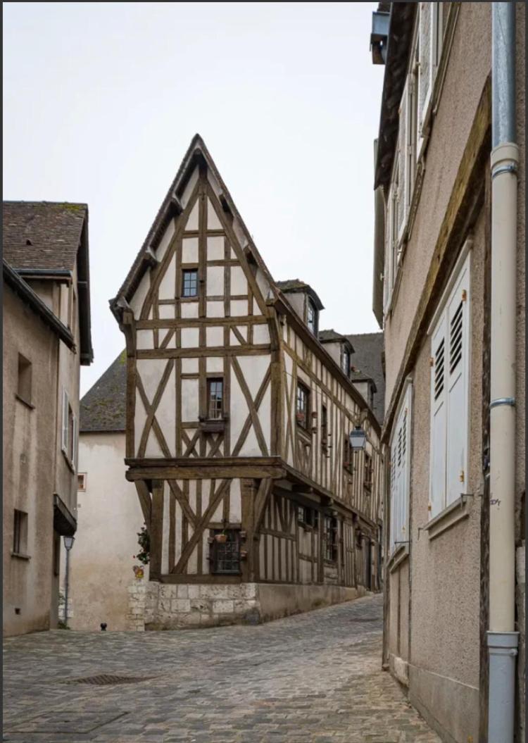 L Ecuyer Appartement Au Coeur Du Quartier Historique Шартър Екстериор снимка