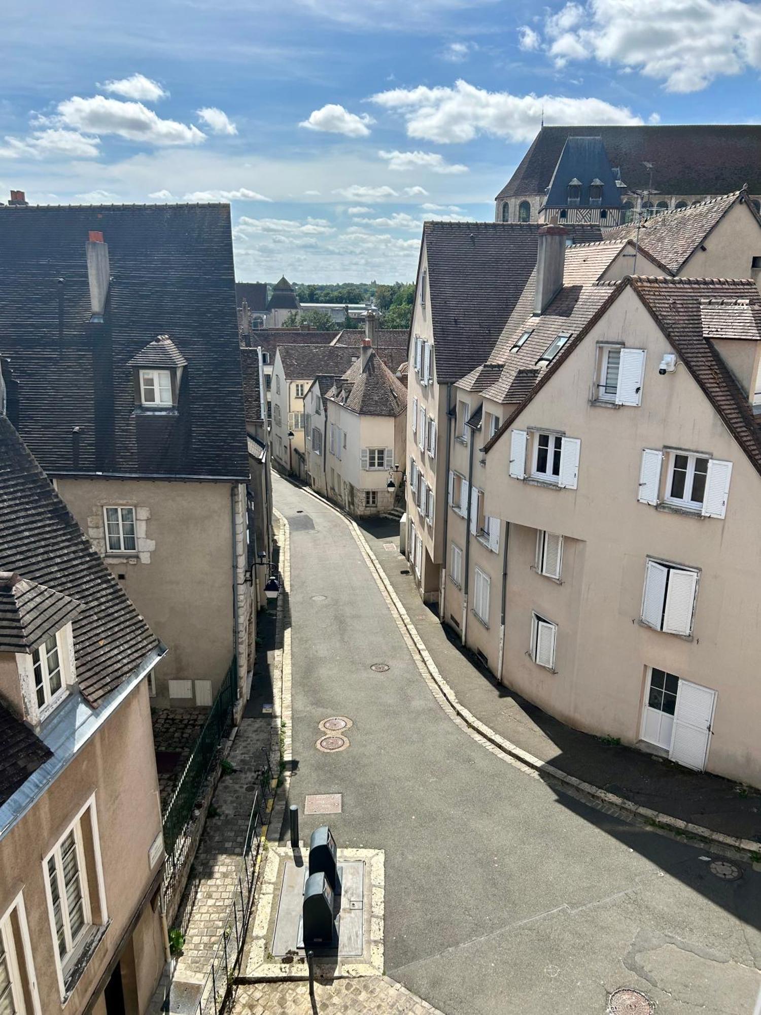 L Ecuyer Appartement Au Coeur Du Quartier Historique Шартър Екстериор снимка